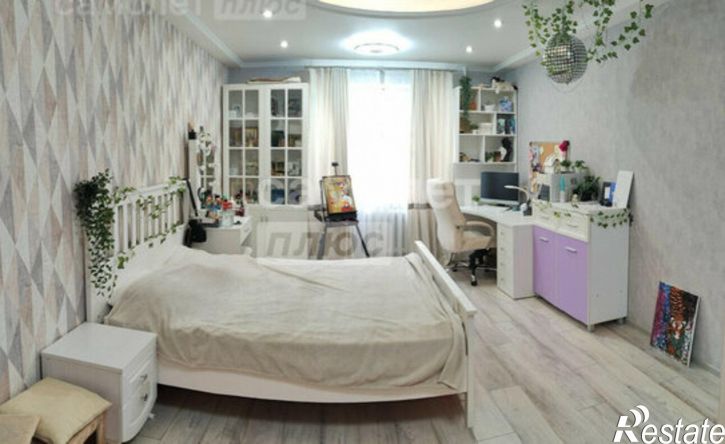 4-комн квартира Красногеройская улица, 60,  д. 60