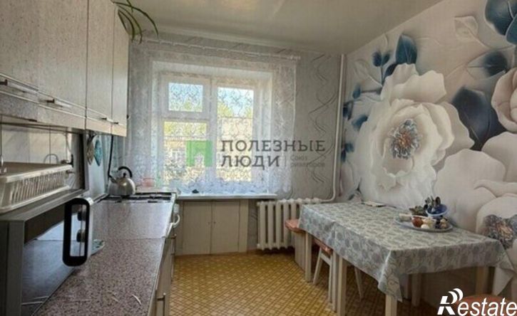 3-комн квартира Ижевск, Саратовская улица, 36