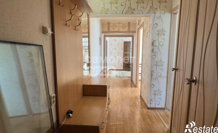 4-комн квартира Ижевск, Молодёжная улица, 3
