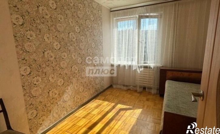 4-комн квартира Ижевск, Молодёжная улица, 3