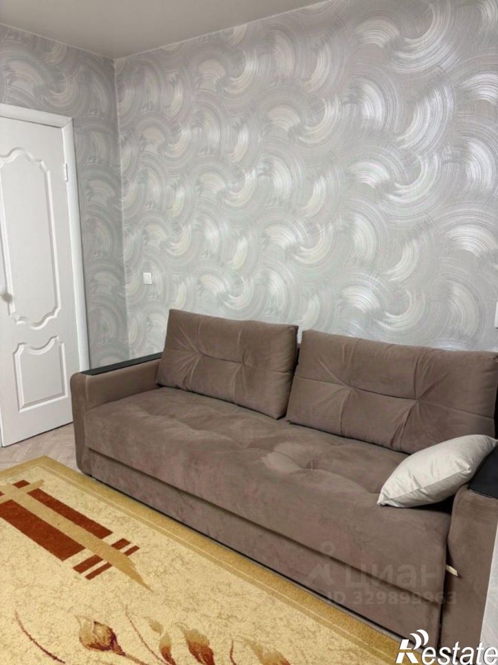 2-комн квартира улица Коммунаров, 220А,  д. 220А