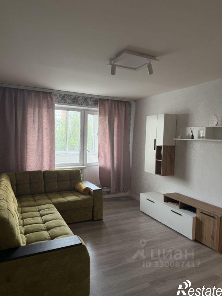 1-комн квартира улица Холмогорова, 83,  д. 83