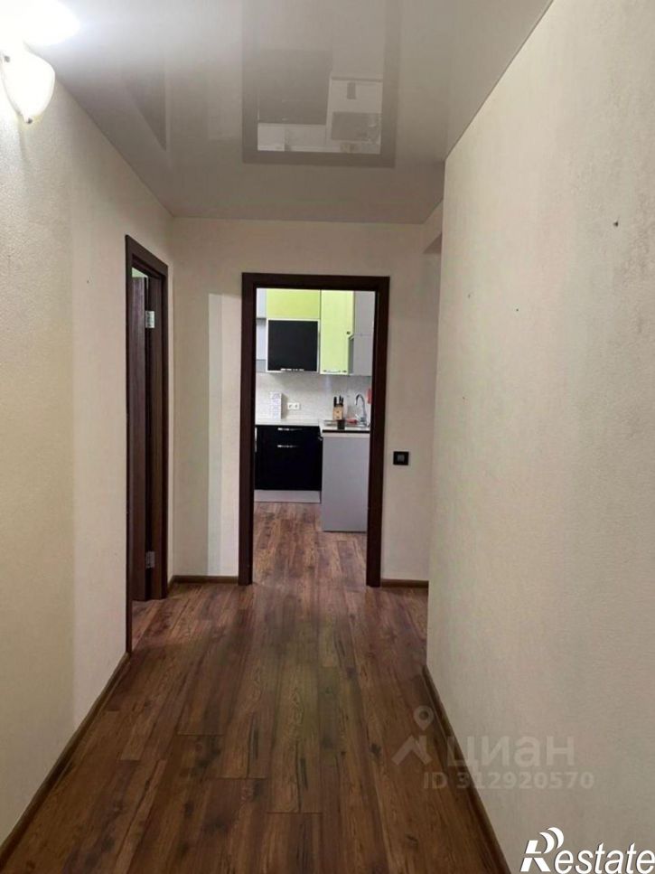 3-комн квартира улица Баранова, 94А,  д. 94А