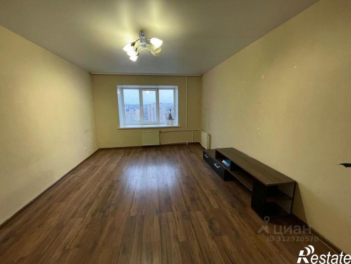 3-комн квартира улица Баранова, 94А,  д. 94А