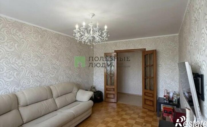 3-комн квартира улица Гагарина, 37,  д. 37