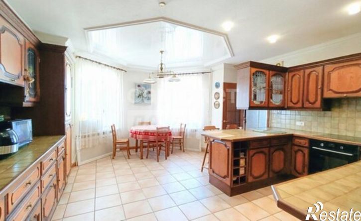 6-комн квартира улица Карла Маркса, 440,  д. 440