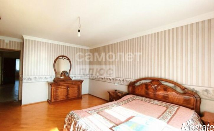 6-комн квартира улица Карла Маркса, 440,  д. 440