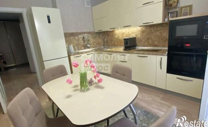 3-комн квартира Ижевск, улица Михаила Петрова, 43к3