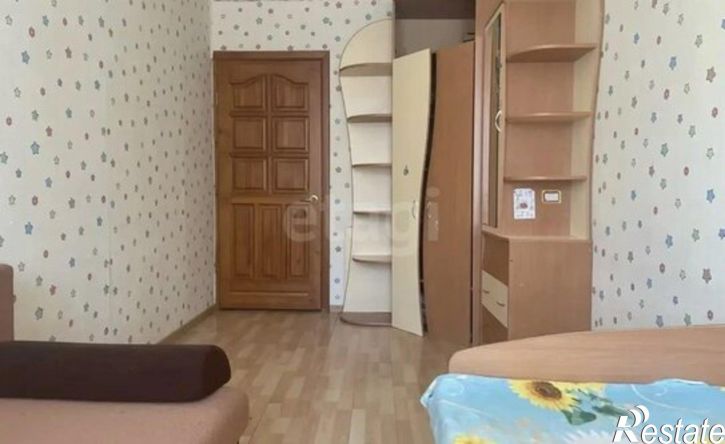 3-комн квартира улица Курчатова, 12,  д. 12