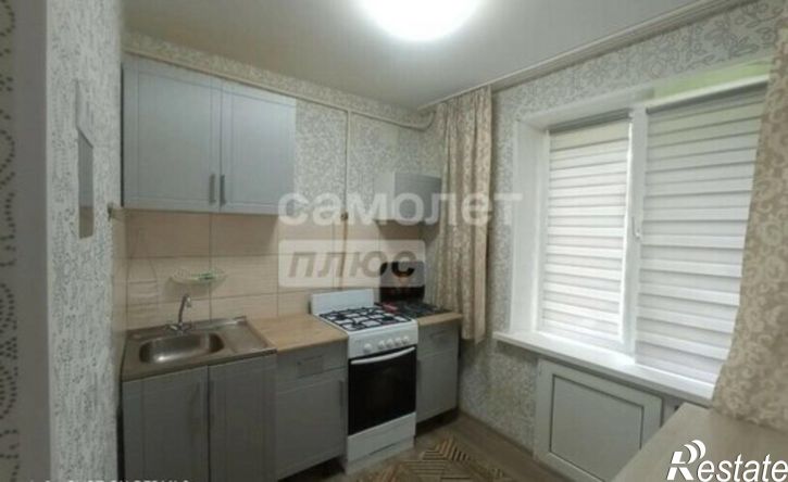 2-комн квартира Школьная улица, 70,  д. 70