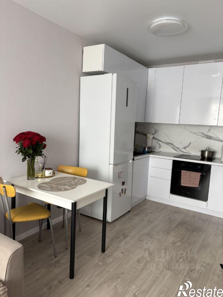3-комн квартира Зелёная улица, 60 к2,  д. 60 к2