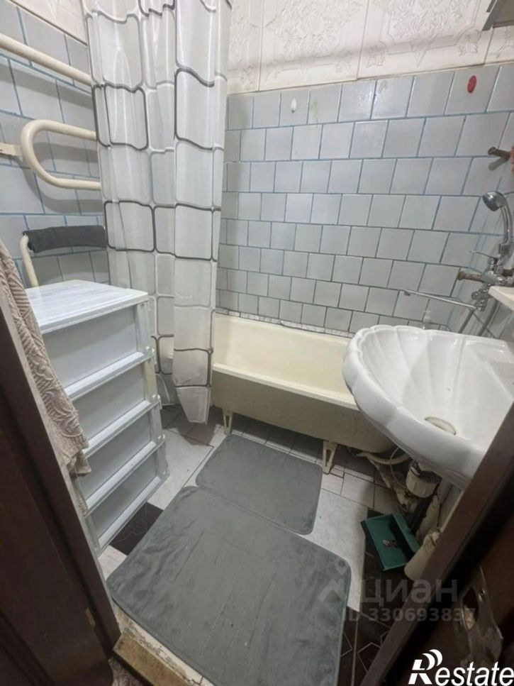 2-комн квартира улица Луначарского, 42,  д. 42