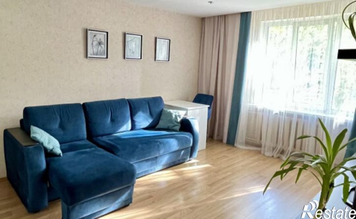 3-комн квартира Ижевск, Автозаводская улица, 48