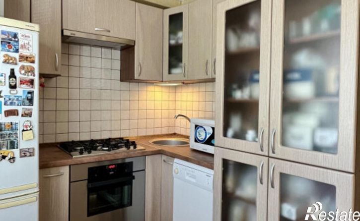 3-комн квартира Ижевск, Автозаводская улица, 48