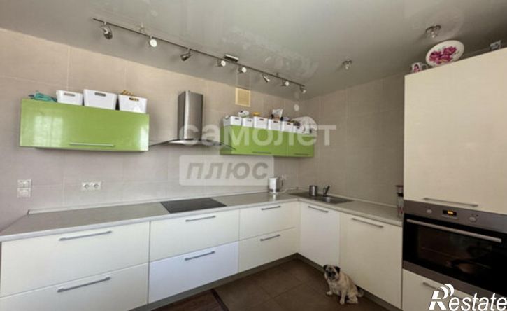 4-комн квартира улица Холмогорова, 59,  д. 59