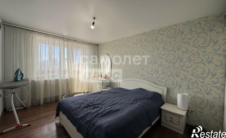 4-комн квартира улица Холмогорова, 59,  д. 59