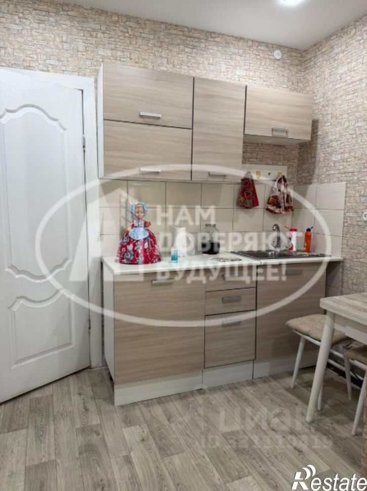 3-комн квартира Октябрьская улица, 28,  д. 28