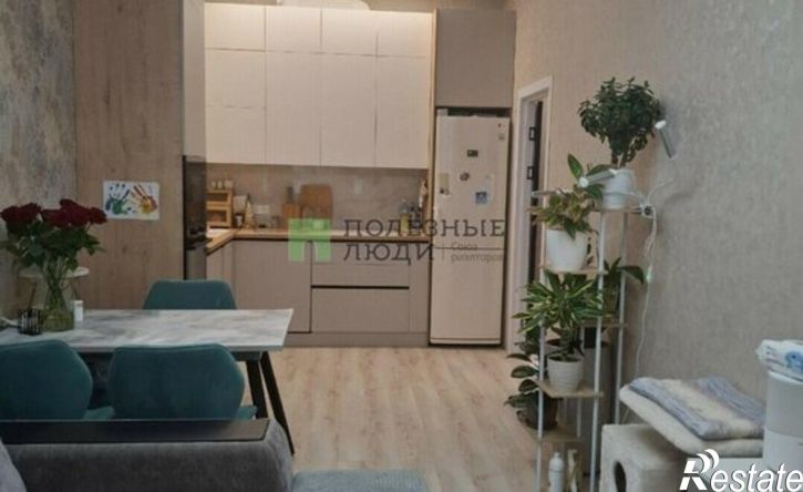 3-комн квартира улица Холмогорова, 105,  д. 105