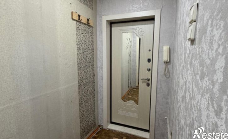 2-комн квартира Ижевск, улица Холмогорова, 90