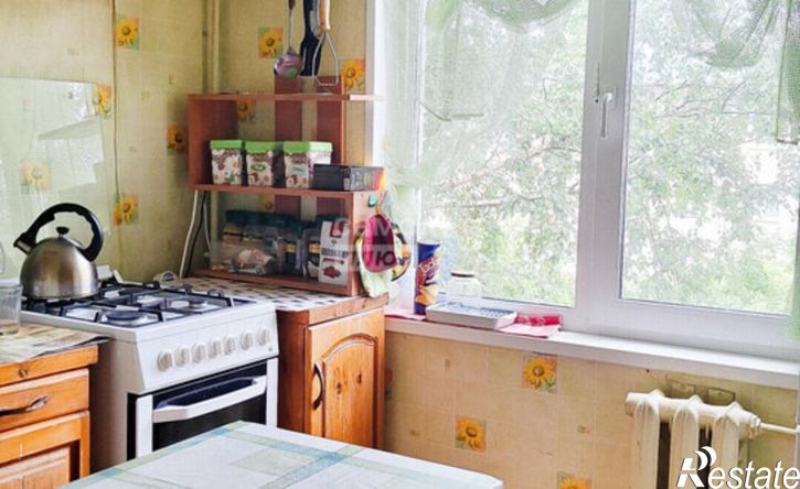 3-комн квартира Ижевск, улица Ворошилова, 49