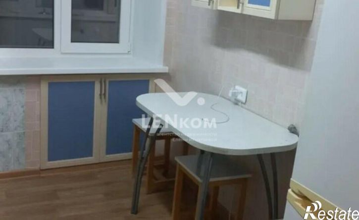 2-комн квартира Сарапул, улица Седельникова, 111