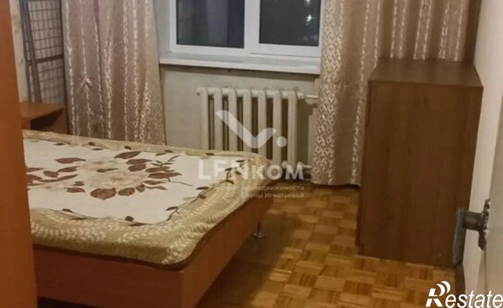 2-комн квартира Сарапул, улица Седельникова, 111