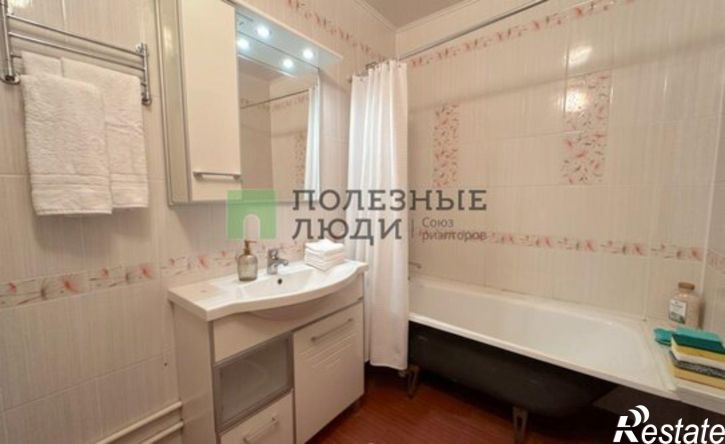 3-комн квартира Ижевск, Промышленная улица, 35