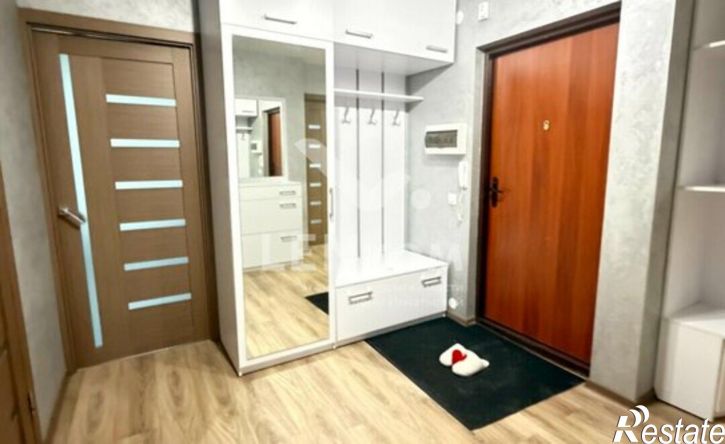 3-комн квартира Ижевск, улица Героя России Ильфата Закирова, 21