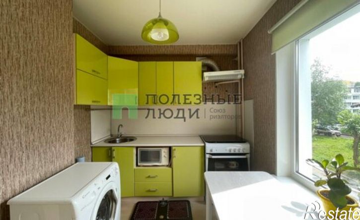 4-комн квартира Ижевск, улица Михаила Петрова, 32