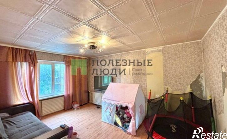 4-комн квартира Ижевск, Молодёжная улица, 90