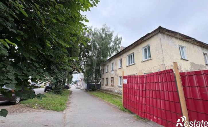 2-комн квартира Сарапул, Центральный жилой район, улица Горького, 17А