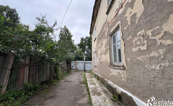 2-комн квартира Сарапул, Центральный жилой район, улица Горького, 17А