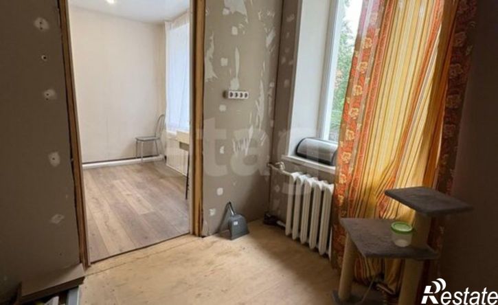 2-комн квартира Сарапул, Центральный жилой район, улица Горького, 17А