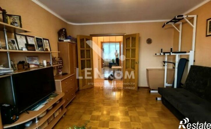 3-комн квартира Ижевск, улица Орджоникидзе, 17