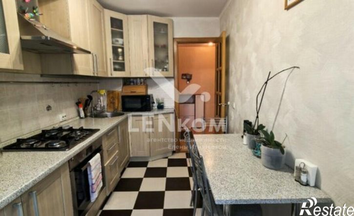 3-комн квартира Ижевск, улица Орджоникидзе, 17
