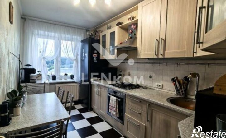 3-комн квартира Ижевск, улица Орджоникидзе, 17