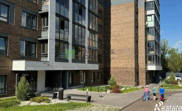 2-комн квартира Ижевск, улица Лихвинцева, 52