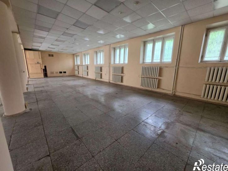 Торговое помещение Революции улица, 15