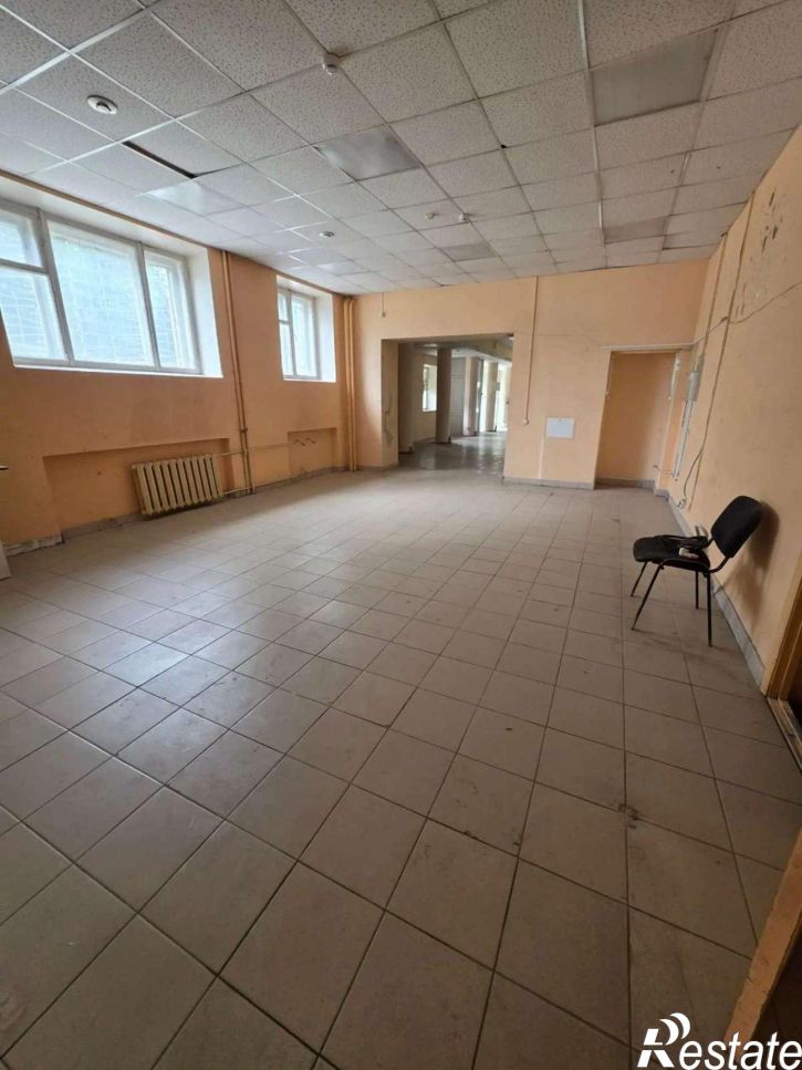 Торговое помещение Революции улица, 15