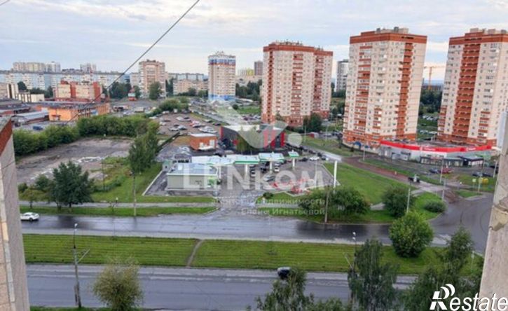 3-комн квартира Ижевск, Первомайская улица, 52