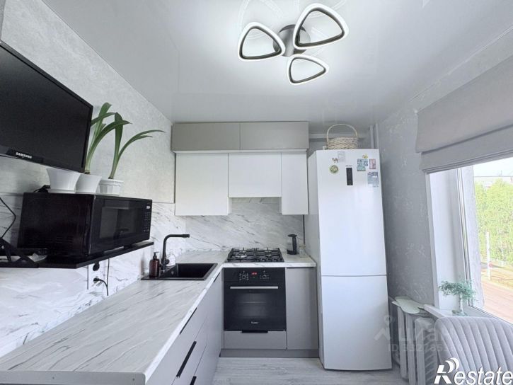 3-комн квартира Ижевск, улица Труда, 2