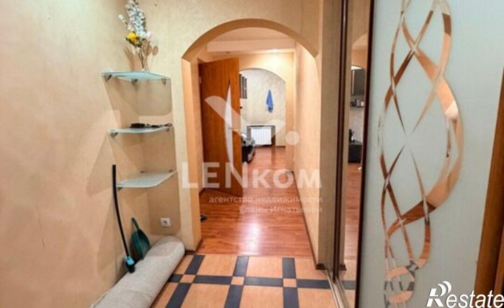 3-комн квартира Ижевск, Первомайская улица, 52