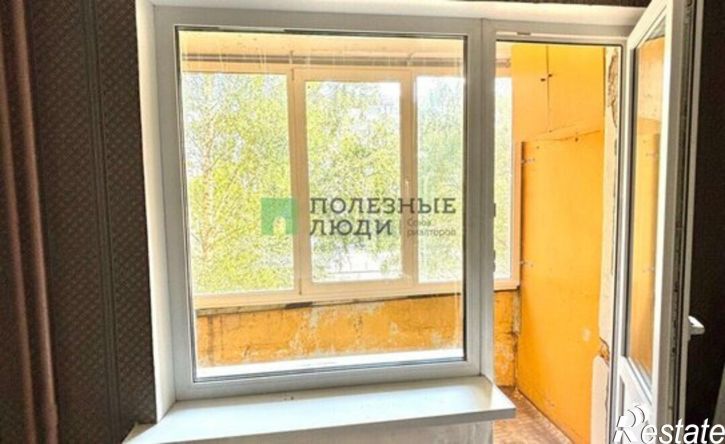 4-комн квартира Ижевск, Молодёжная улица, 36