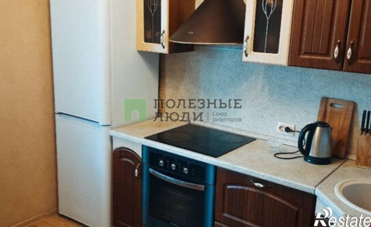 3-комн квартира Ижевск, улица Героя России Ильфата Закирова, 1