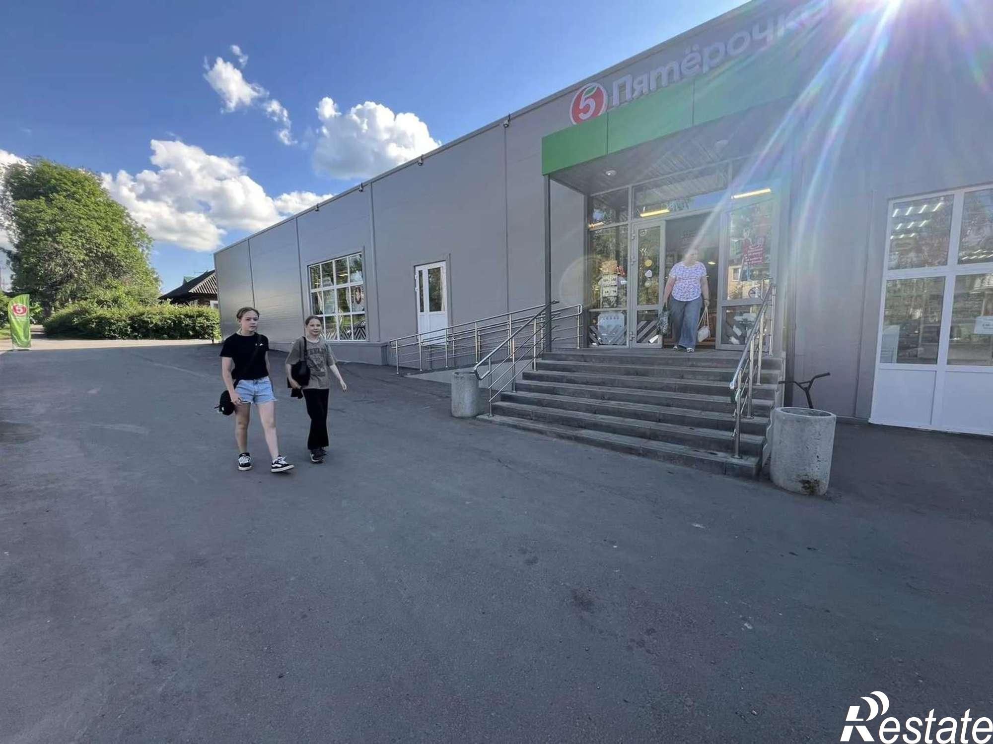 Сдать торговое помещение за 250 000 рублей на Ленина улица, 18