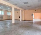 торговое помещение 338 кв м Революции улица, 15