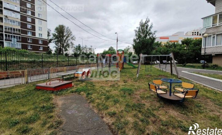 4-комн квартира Ижевск, Красногеройская улица, 60
