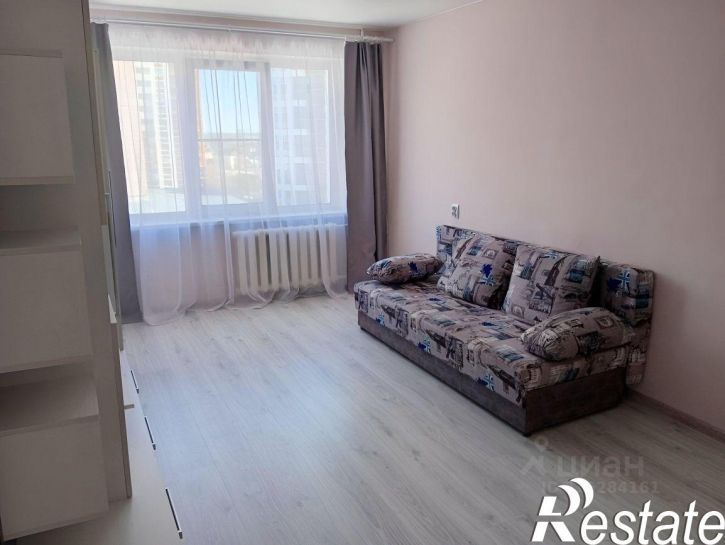 1-комн квартира улица Оружейника Драгунова, 54,  д. 54