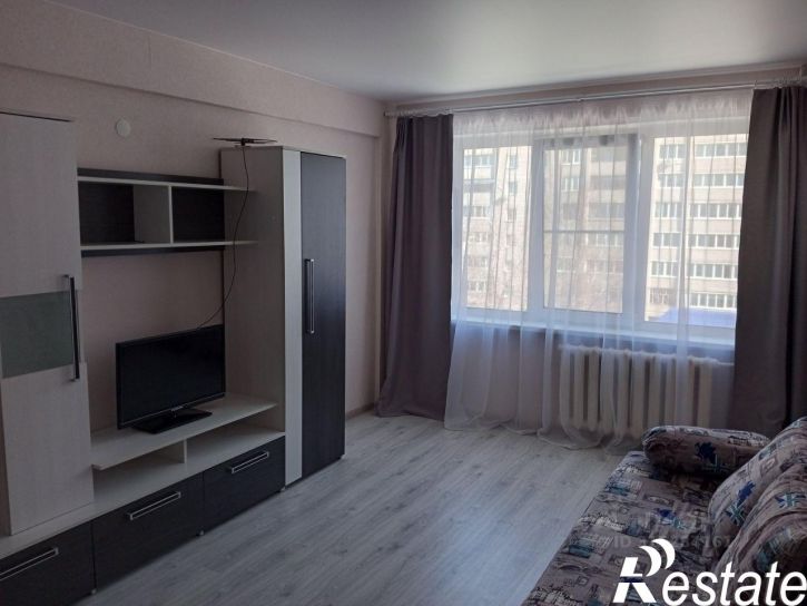 1-комн квартира улица Оружейника Драгунова, 54,  д. 54