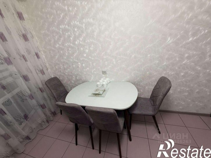 3-комн квартира улица Софьи Ковалевской, 4,  д. 4